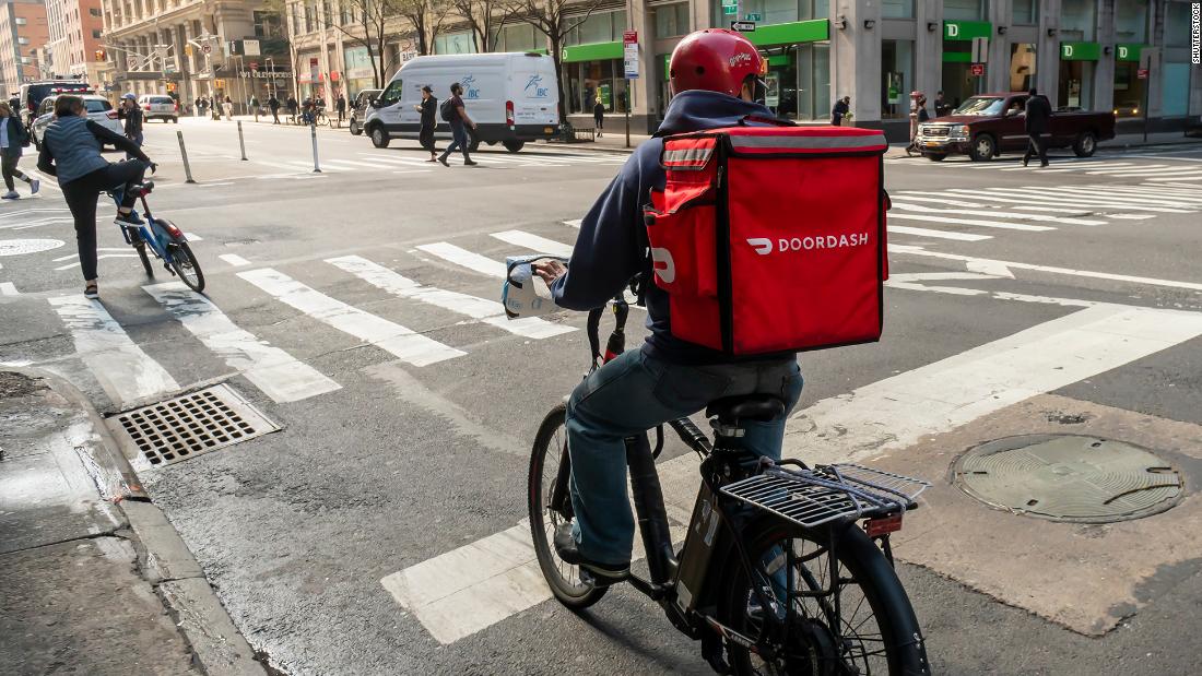 Airbnb and DoorDash went public at the same time, but see very different paths after the pandemic