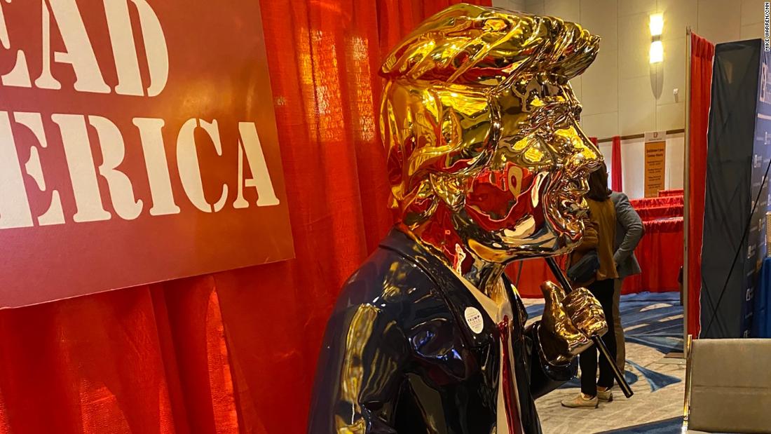 Golden Trump statue catches the eye at CPAC
