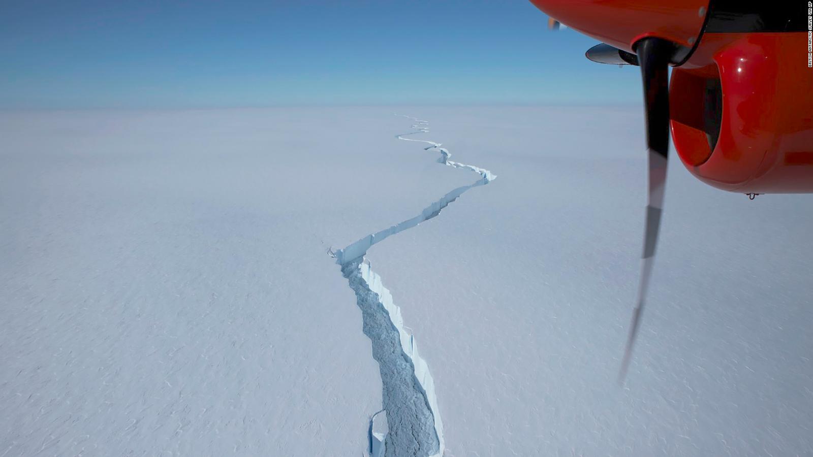 A huge iceberg that's bigger than New York City broke off near a UK ...