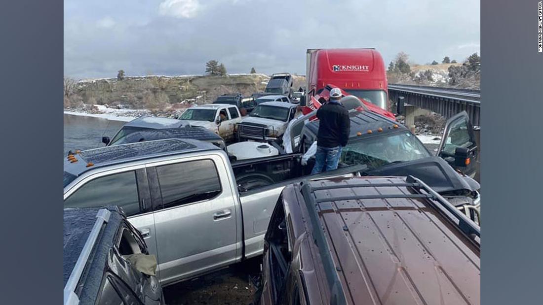 Two people were injured in a stack of 30 vehicles in Montana