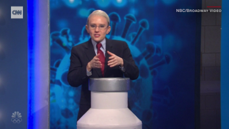 &#39;SNL&#39; has Dr. Fauci hand out coronavirus vaccines on a game show