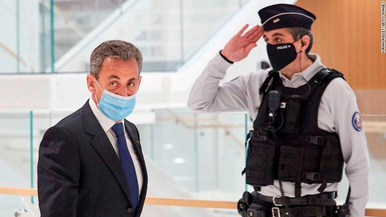 'An earthquake in French politics': CNN reporter on Sarkozy sentence 