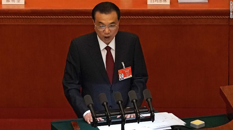 Perdana Menteri China Li Keqiang menyampaikan pidato selama sesi pembukaan Kongres Rakyat Nasional China di Aula Besar Rakyat di Beijing pada hari Jumat.
