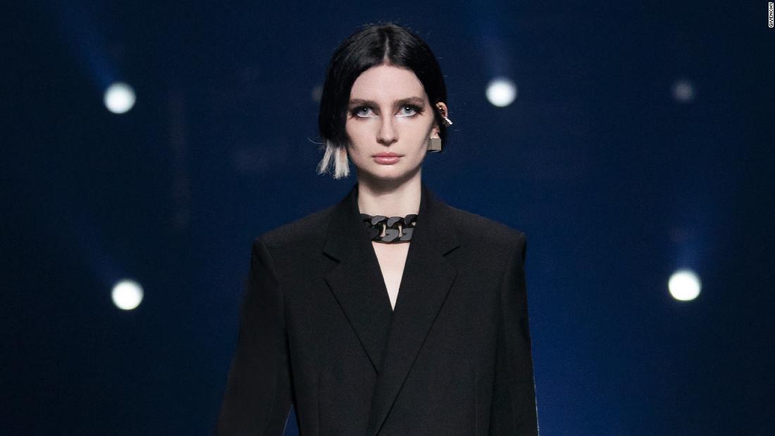 Paul Walker’s daughter, Meadow, opens for Givenchy at Paris Fashion Week