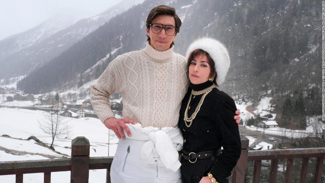 Lady Gaga e Adam Driver posano in “House of Gucci”