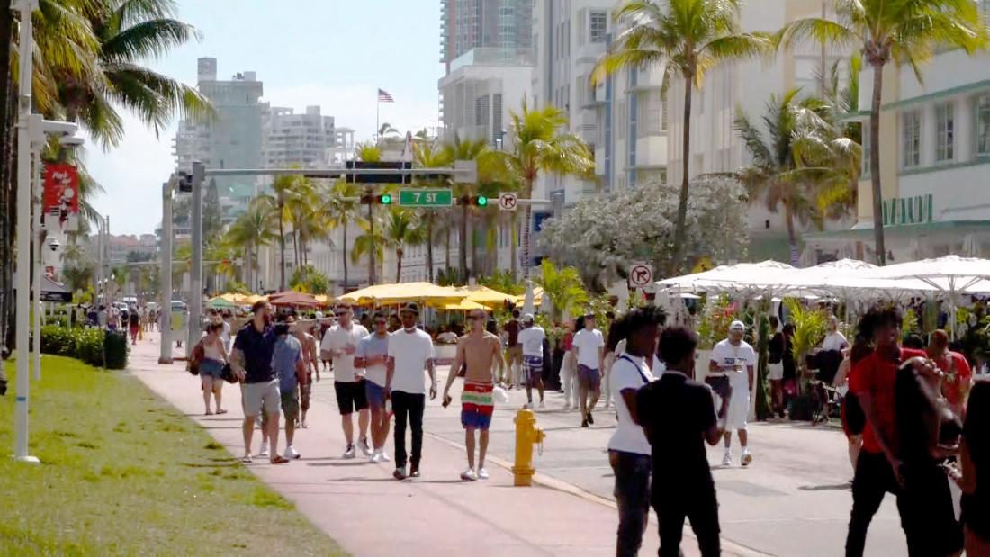 Spring Break 2021 100 Arrested As Crowds Hit Miami Beach Despite The Pandemic Cnn