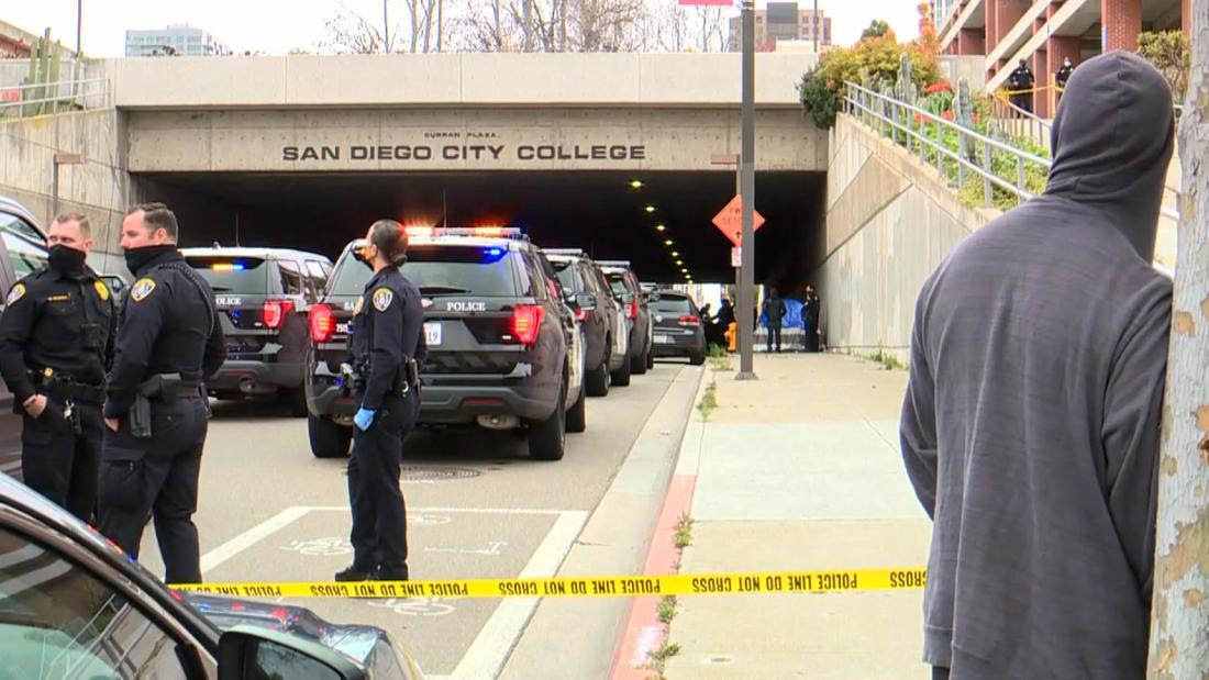 San Diego: driver hits “more than 8 people”, causing possible deaths, police say