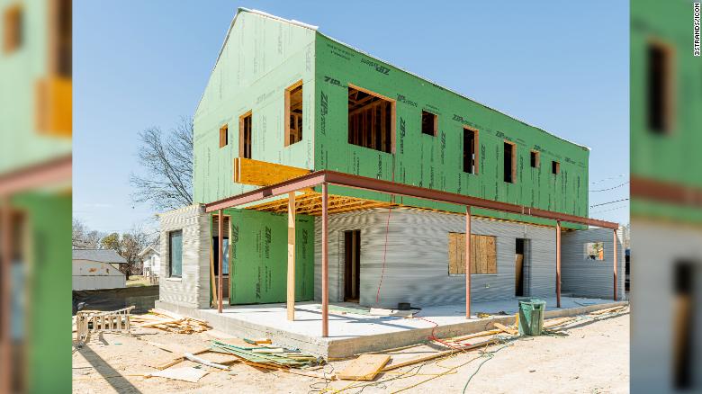 Developers in Austin are building four houses that use 3D printing and traditional construction techniques.