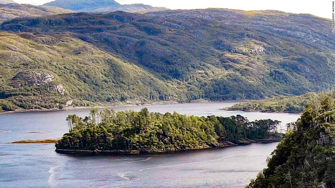 ‘Beautiful’ Scottish island is up for auction with a bid of $ 111,000