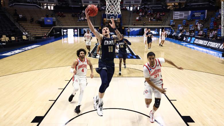 No. 15 seed Oral Roberts pulls off the first shocker of March Madness