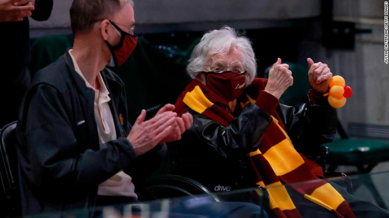 Sister Jean yells at who during NCAA games?! You'll be surprised