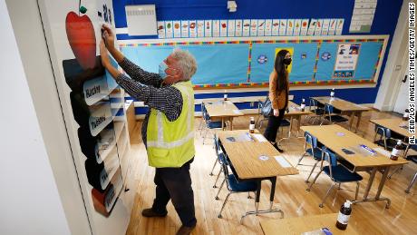 Los Angeles teachers' union approves plan to reopen public schools in April