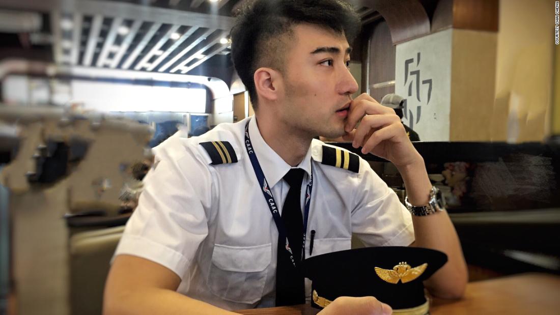 How a kiss with a pilot in an elevator changed this man's life and could help fight LGBTQ discrimination in China