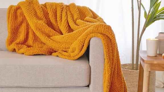 Amped Fleece Throw Blanket