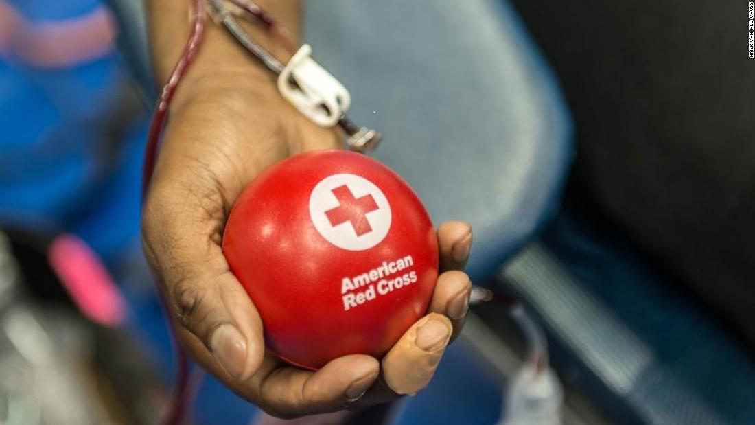 Aim for the Super Bowl: Give blood or platelets to the Red Cross