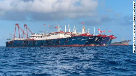 Analiza: Pekin ma marynarkę wojenną, do której istnienia nawet nie przyznaje się, twierdzą eksperci