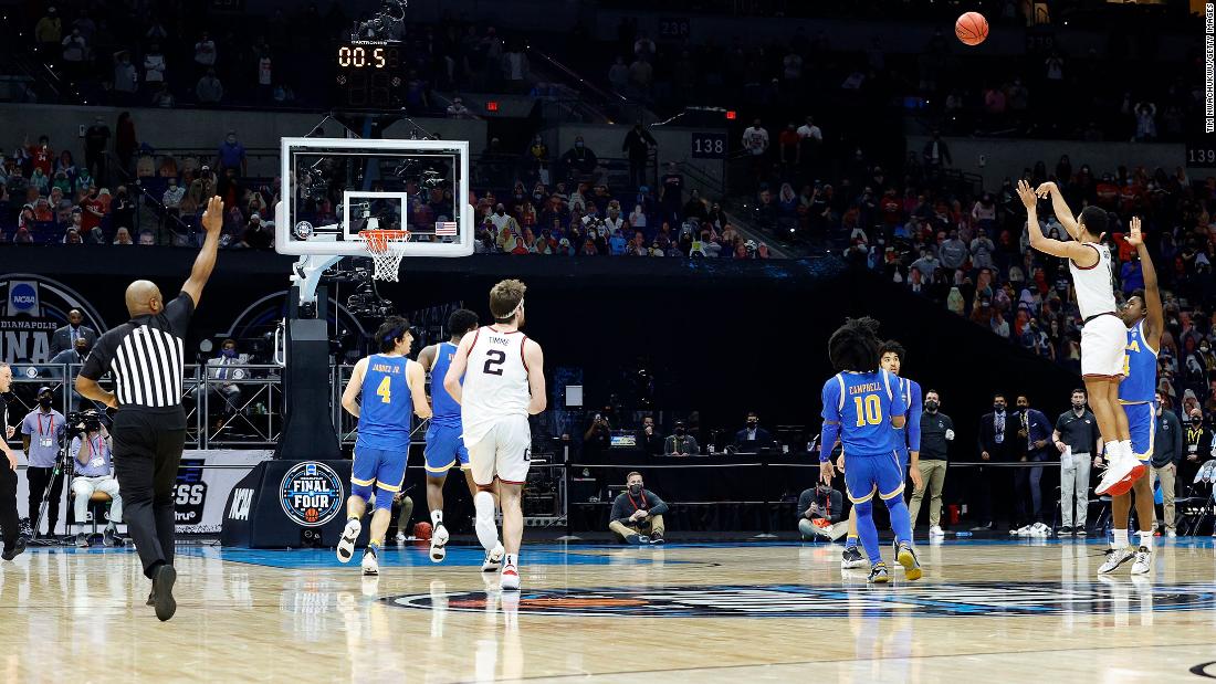 Gonzaga&#39;s Jalen Suggs shoots a long 3-pointer to beat UCLA in the semifinals on Saturday. &lt;a href=&quot;http://www.cnn.com/2021/04/03/sport/baylor-v-houston-final-four-game-results/index.html&quot; target=&quot;_blank&quot;&gt;The dramatic buzzer-beater&lt;/a&gt; gave the Bulldogs a 93-90 overtime win.