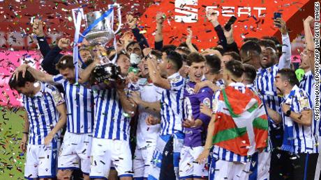 Real Sociedad&#39;s Spanish Copa del Rey final win was the first time the club had won a trophy since 1987.