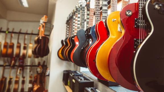 Best Guitar for Beginners - CNN Underscored