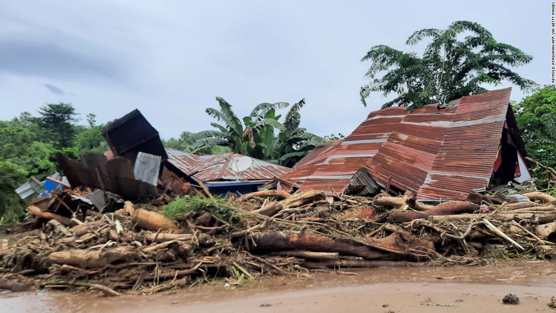 Tropical Cyclone Seroja: Rescuers hunt for survivors in Indonesia