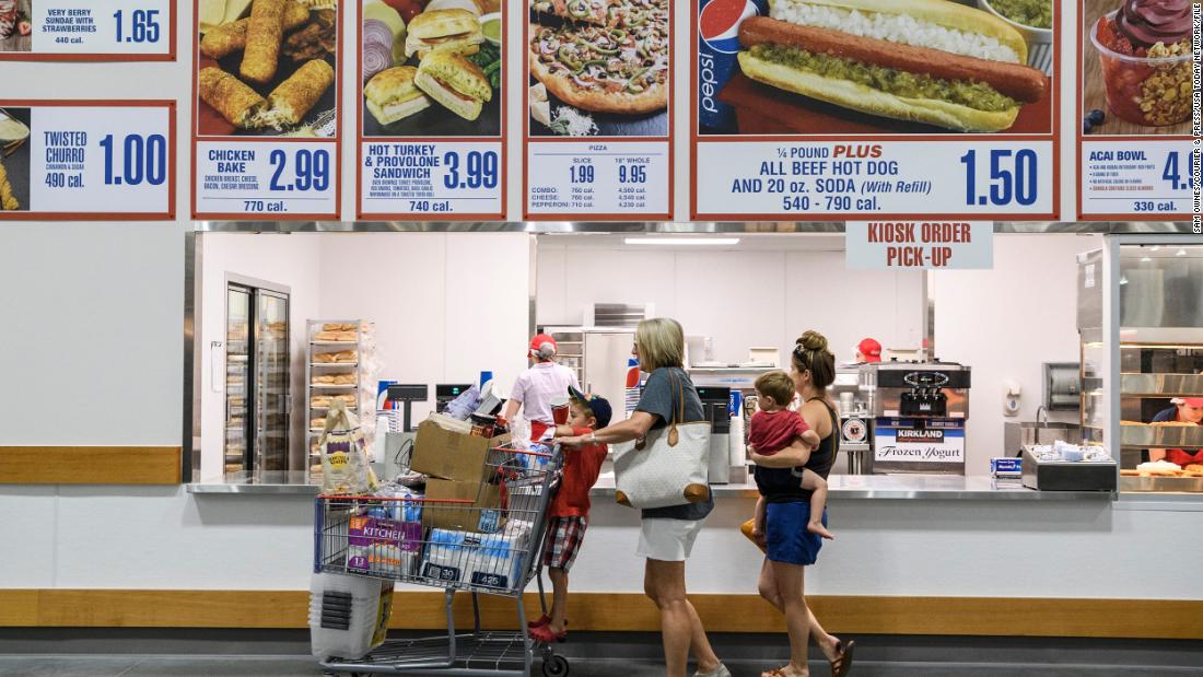 Costco's food courts have a cult following. Now they're making a comeback |  CNN Business