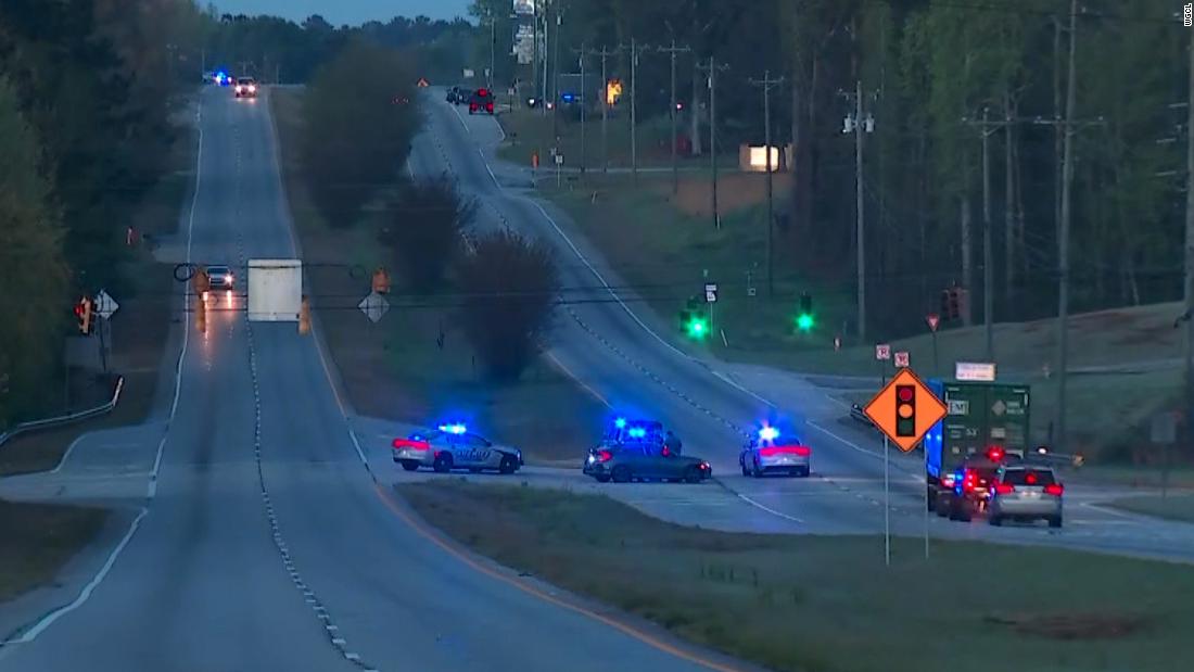 Multiple officers shot during police chase in Georgia