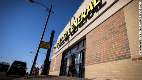 Dollar General will hire 20,000 workers