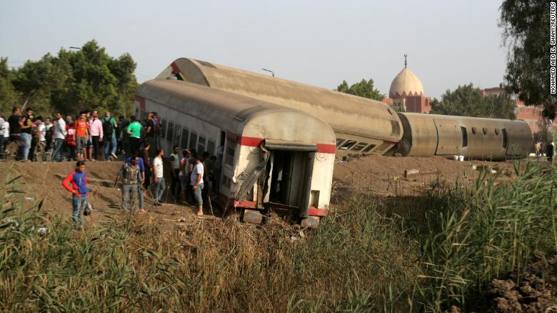 At least 97 injured in Egypt as train derails