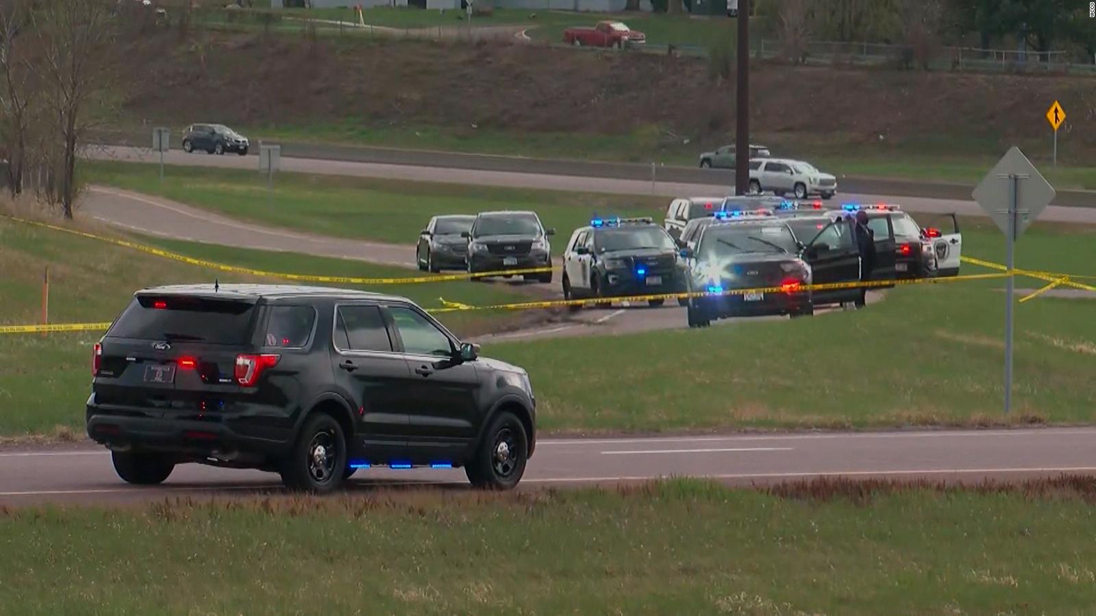 Burnsville Minnesota Shooting Police Fatally Shoot Carjacking Suspect Near Minneapolis Cnn