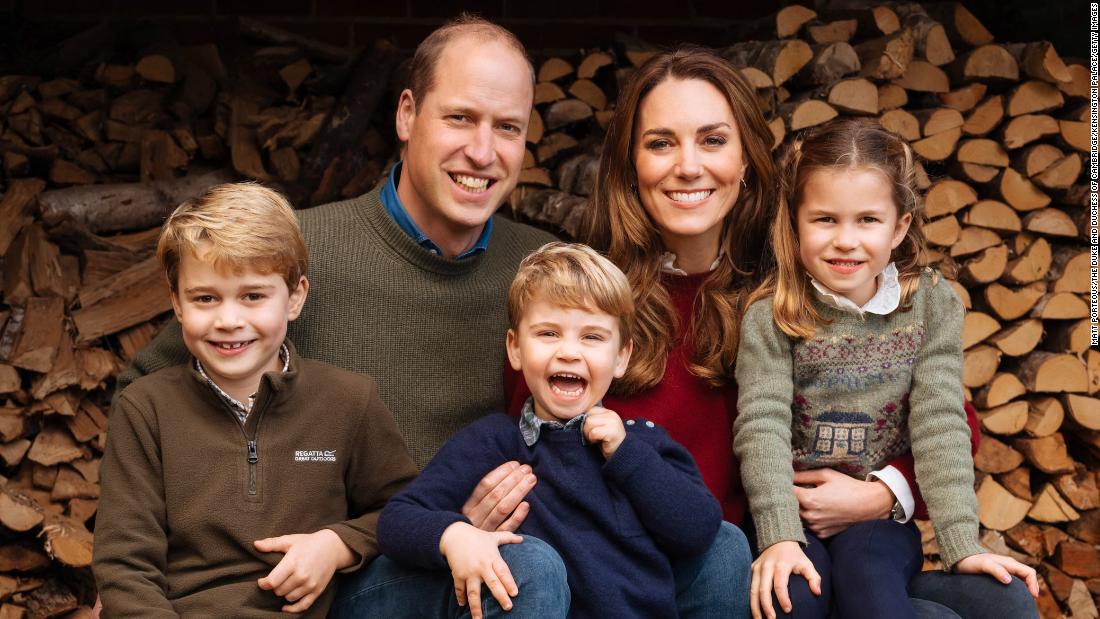 This autumn 2020 image provided by Kensington Palace shows the &lt;a href=&quot;https://edition.cnn.com/2020/12/16/uk/duke-duchess-cambridge-christmas-card-intl-scli-gbr/index.html&quot; target=&quot;_blank&quot;&gt;2020 Christmas card&lt;/a&gt; of Britain&#39;s Prince William, Duke of Cambridge, and Catherine, Duchess of Cambridge, with their children, Prince George, left, Prince Louis, center, and Princess Charlotte.