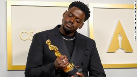 See the best moments from the 2021 Oscars