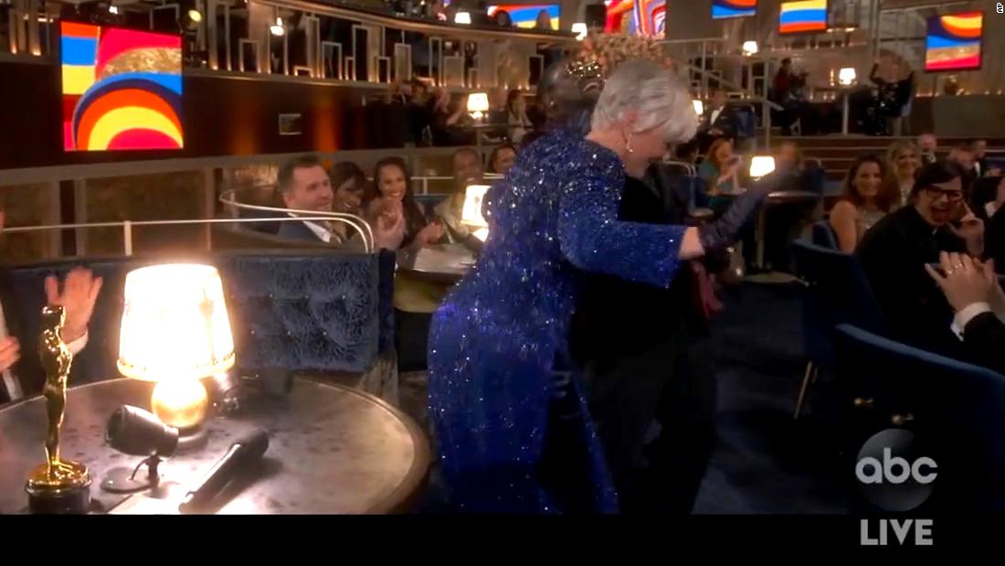 Glenn Close doing 'Da Butt' at the Oscars after losing for the eighth time is the lesson we didn't know we needed
