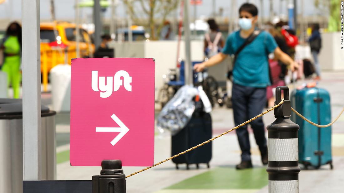 Toyota snaps up Lyft's self-driving cars unit for $550 million