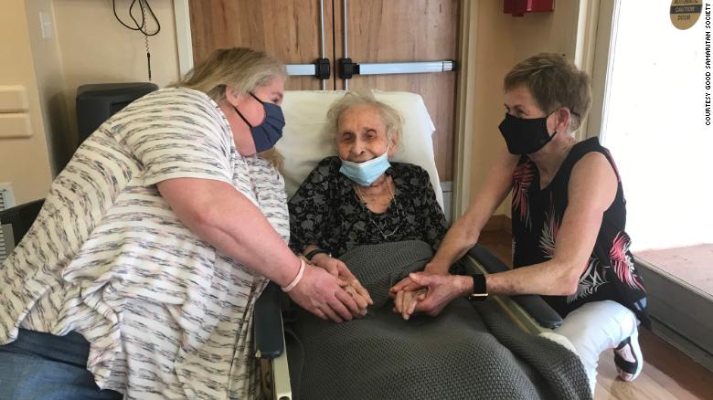 102-year-old nursing home resident gets big hugs and kisses from vaccinated loved ones after two years apart