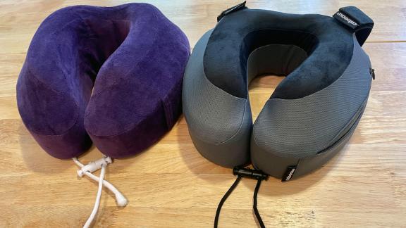 The S3's cover (right) is made from a more breathable, quick-dry fabric that felt cooler to the touch than Cabeau's original Evolution pillow (left).