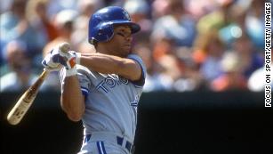 Future Hall of Famer Roberto Alomar signs free agent contract with Baltimore  Orioles