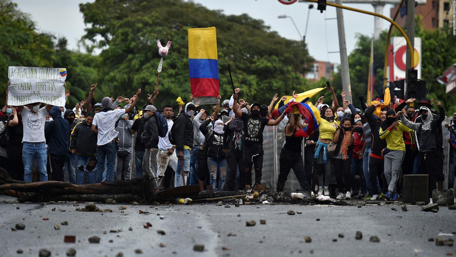 Colombia protests Five civilians and one police officer die in unrest