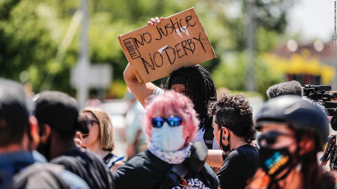 Lousville Black Lives Matter Arrests 4 Arrested At March Following