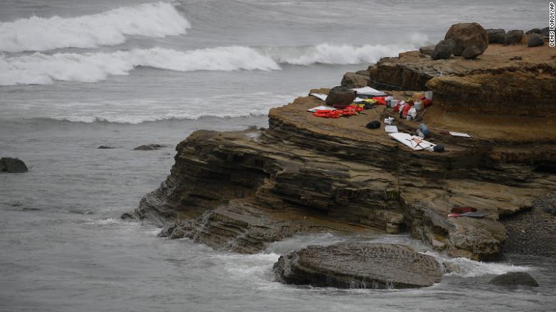 04 Boat Capsizes San Diego 0502