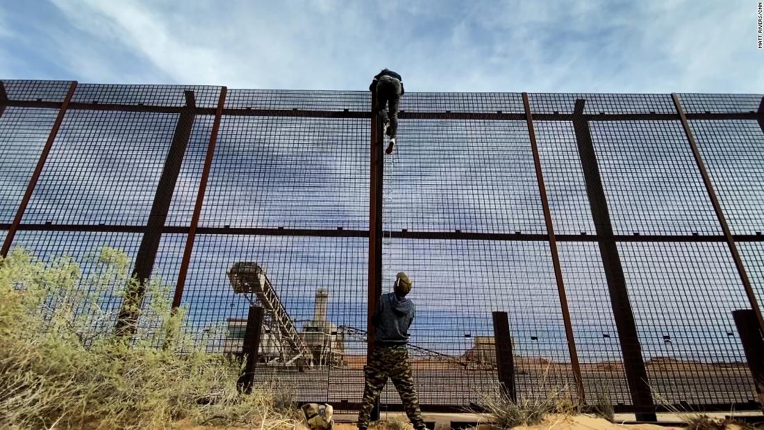 Inside A Smuggling Operation Moving Migrants Across The US-Mexico Border