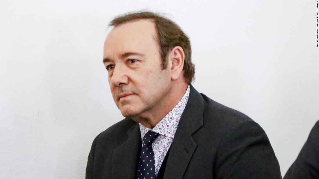 Man who accused Kevin Spacey of sexual assault has 10 days to identify himself so civil case can proceed, judge rules