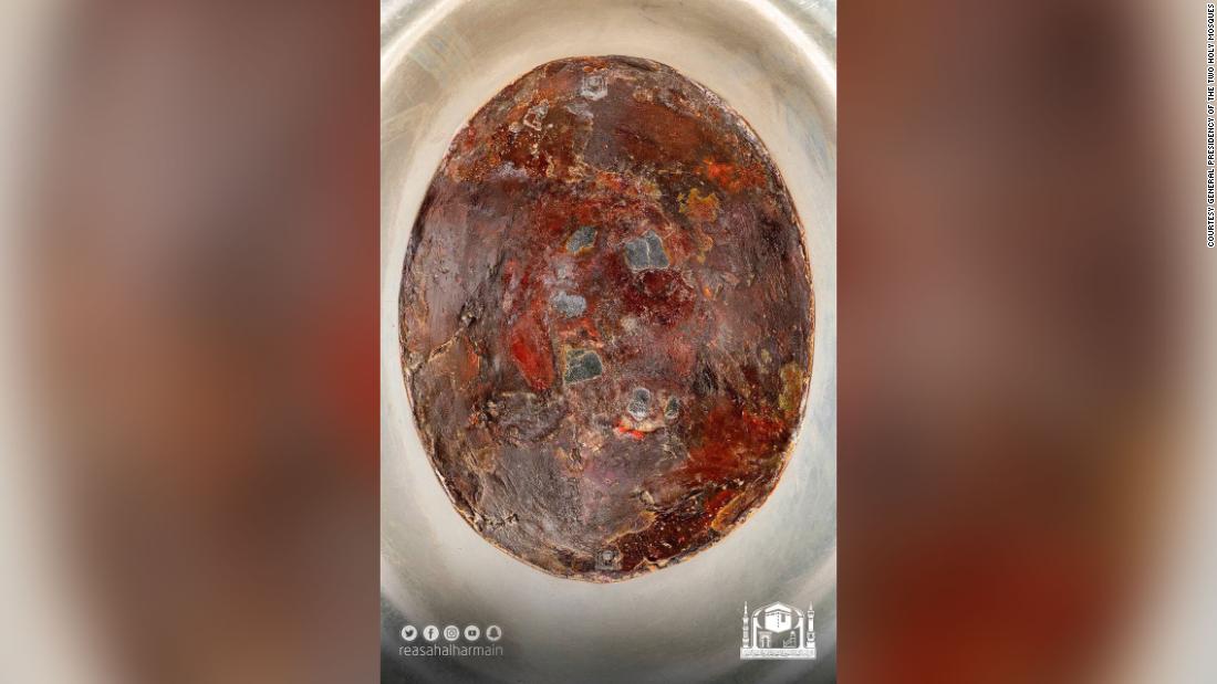 The Black Stone of Mecca like you've never seen before