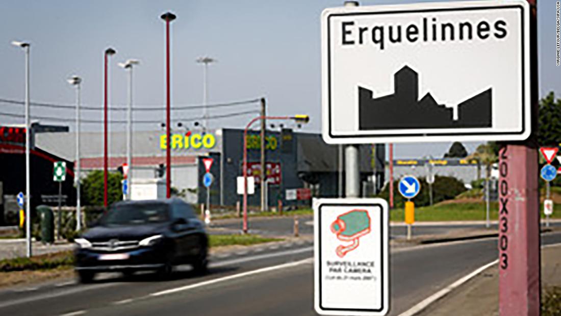 Photo of Un agriculteur belge change accidentellement de frontières avec la France