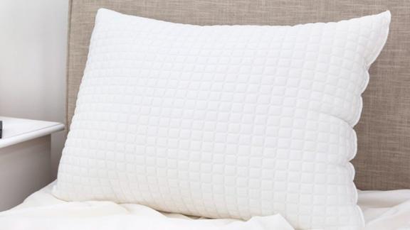 SensorPedic All Seasons Reversible Standard Cooling Pillow