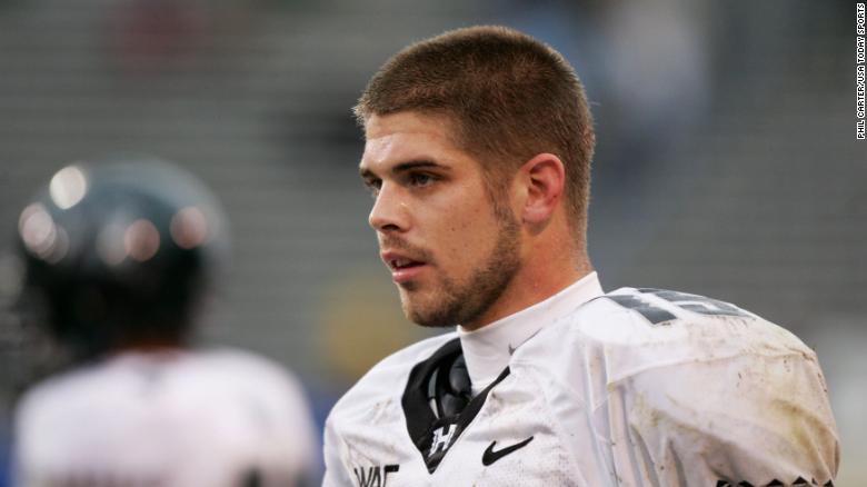 Colt Brennan, former star quarterback at the University of Hawaii, dies at 37