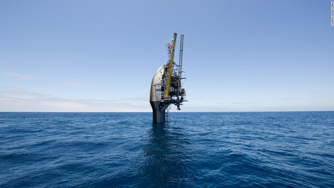 Polar Pod&#39;s &quot;flipping&quot; action is achieved by filling seawater ballast tanks, and is inspired by the Floating Instrument Platform (FLIP). The 355-foot research vessel is owned by the US Office of Naval Research. 