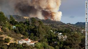 New Jersey Forest Fire Torches 900 Acres Puts Dozens Of Structures In ...