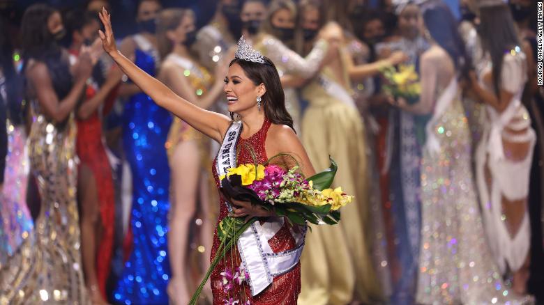 Miss Mexico Andrea Meza is crowned Miss Universe onstage at the Seminole Hard Rock Hotel and Casino on May 16 in Hollywood, Florida.