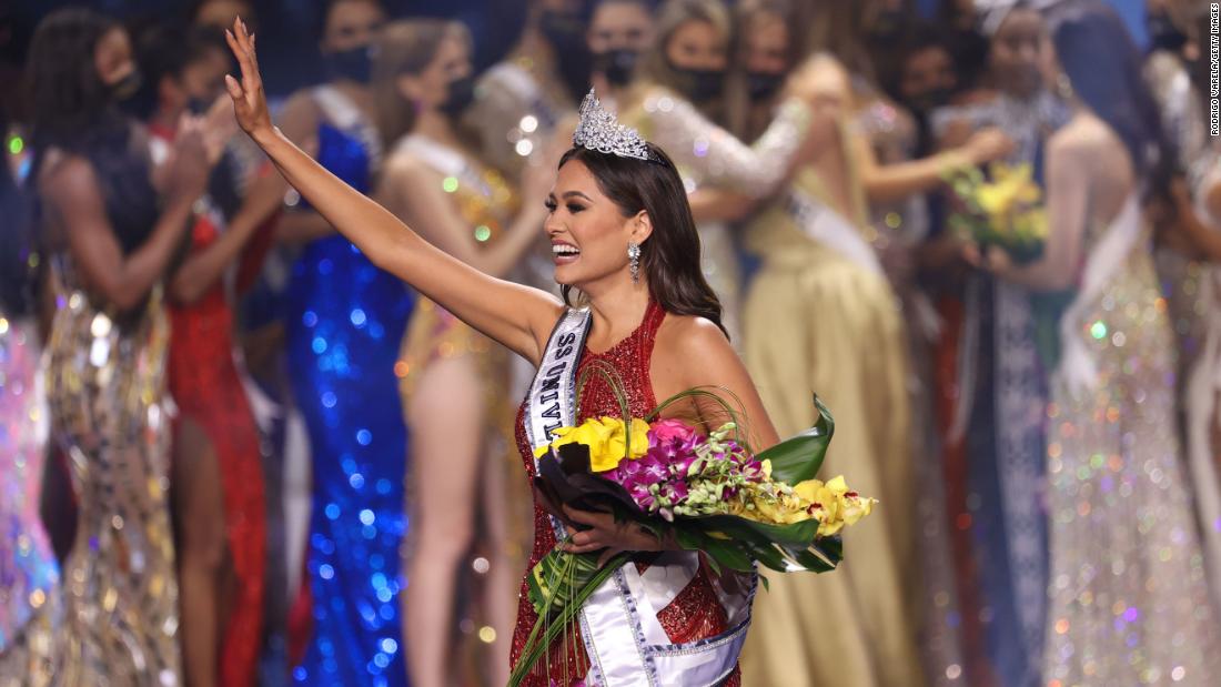 Miss Universe Mexicos Andrea Meza Wins The Crown At The 69th Annual Pageant Cnn 