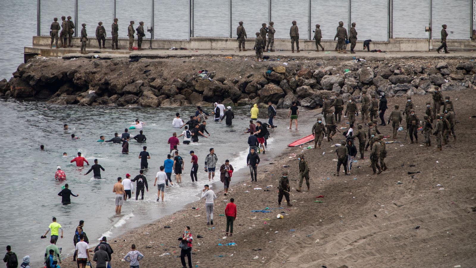 Ceuta Spain Thousands Of Migrants Swim From Morocco To Bordering Spanish Enclave Cnn